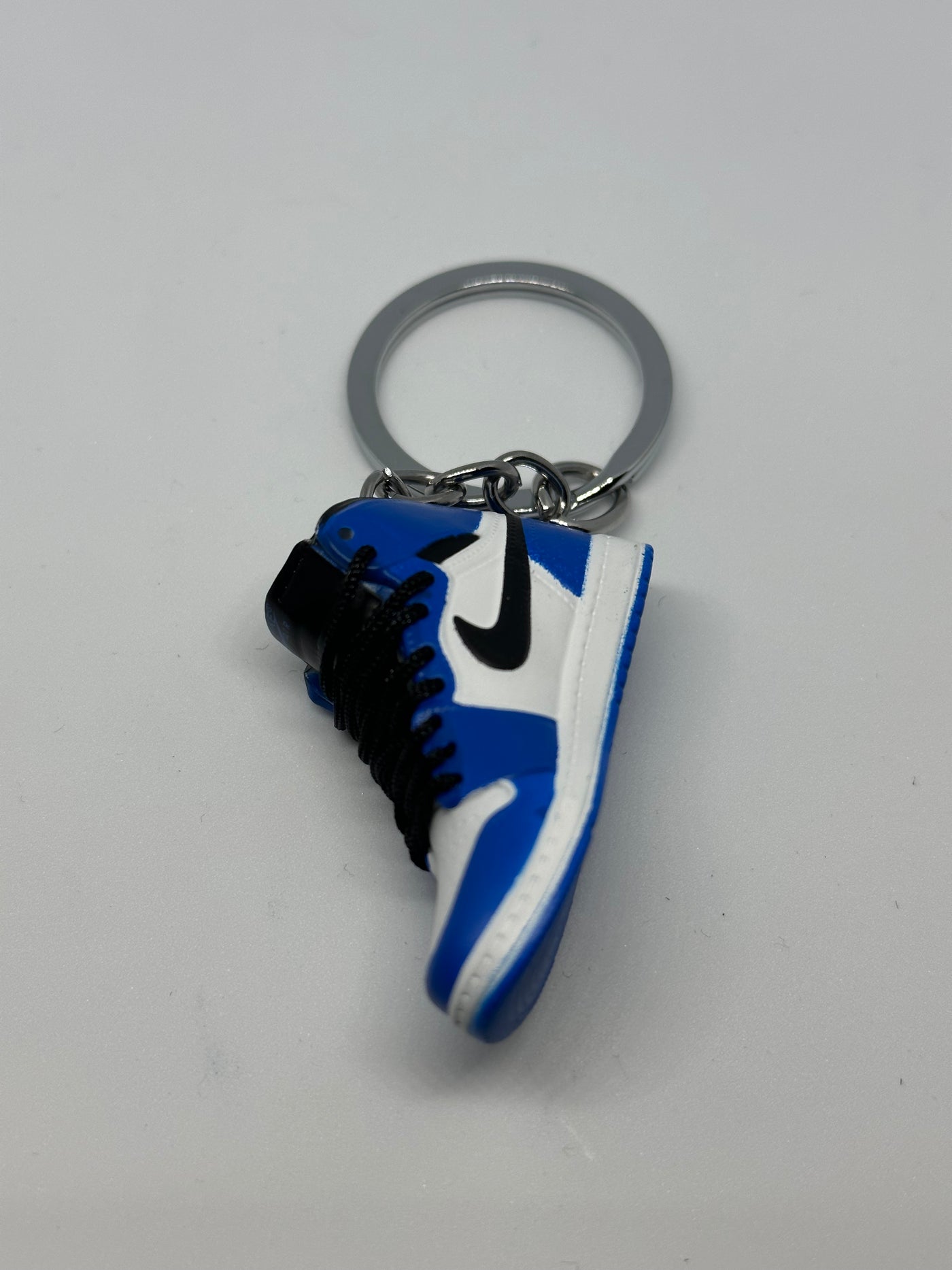 Jordan 1 (White/Blue)