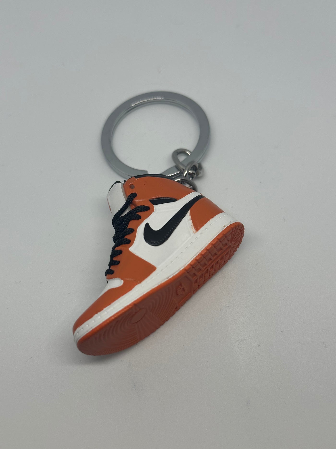 Jordan 1 (White/Orange)